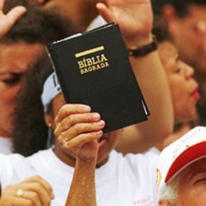 Brasil: Deixam de ser católicos ao menos 9 milhões, afirma Datafolha Brasil: Deixam de ser católicos ao menos 9 milhões, afirma Datafolha